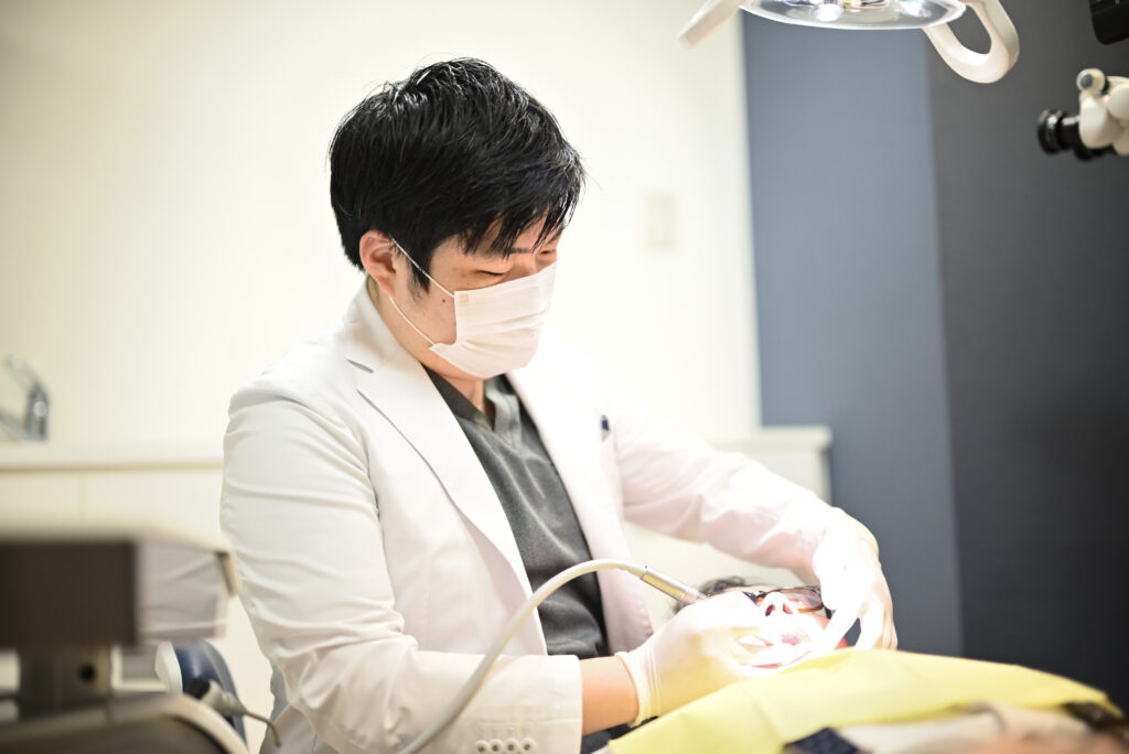 歯周治療・噛み合わせの検査の様子